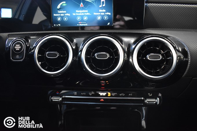 MERCEDES-BENZ A 160 Sport